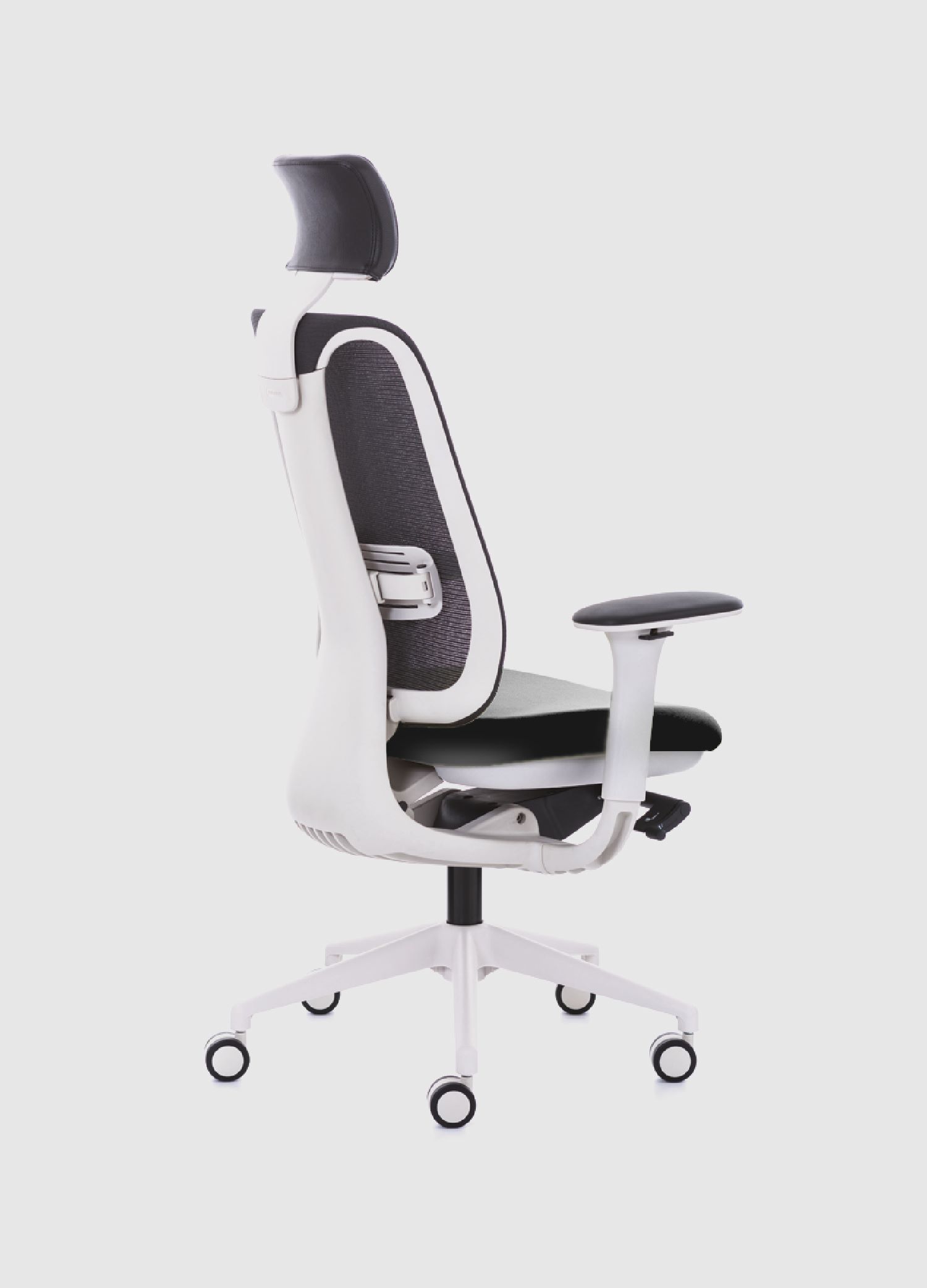 C 5711 PA-WH-black_4